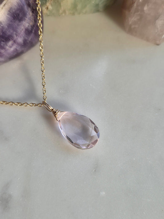 Rosenquarz Heart Whisper Kette