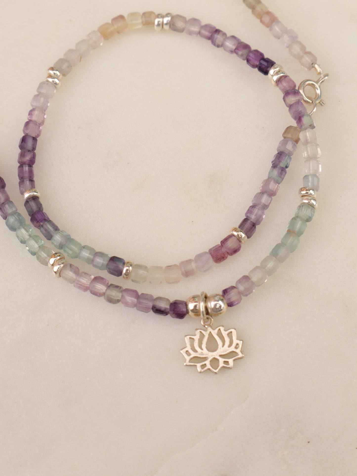 Regenbogen Fluorit Prism Dream Lotus Kette