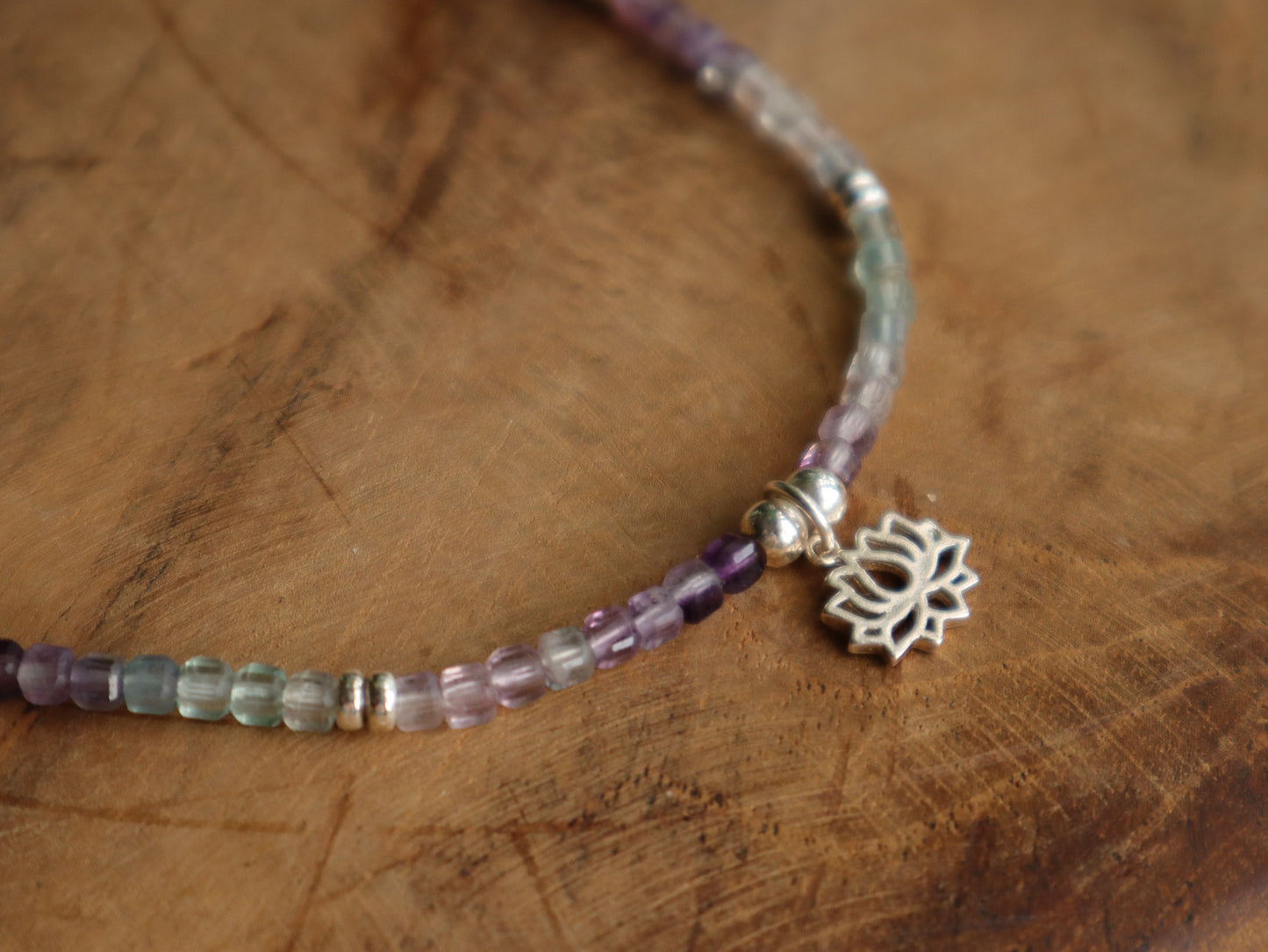 Regenbogen Fluorit Prism Dream Lotus Kette