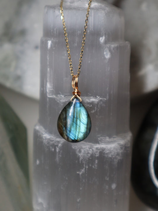 Labradorit Northern Lights Halskette