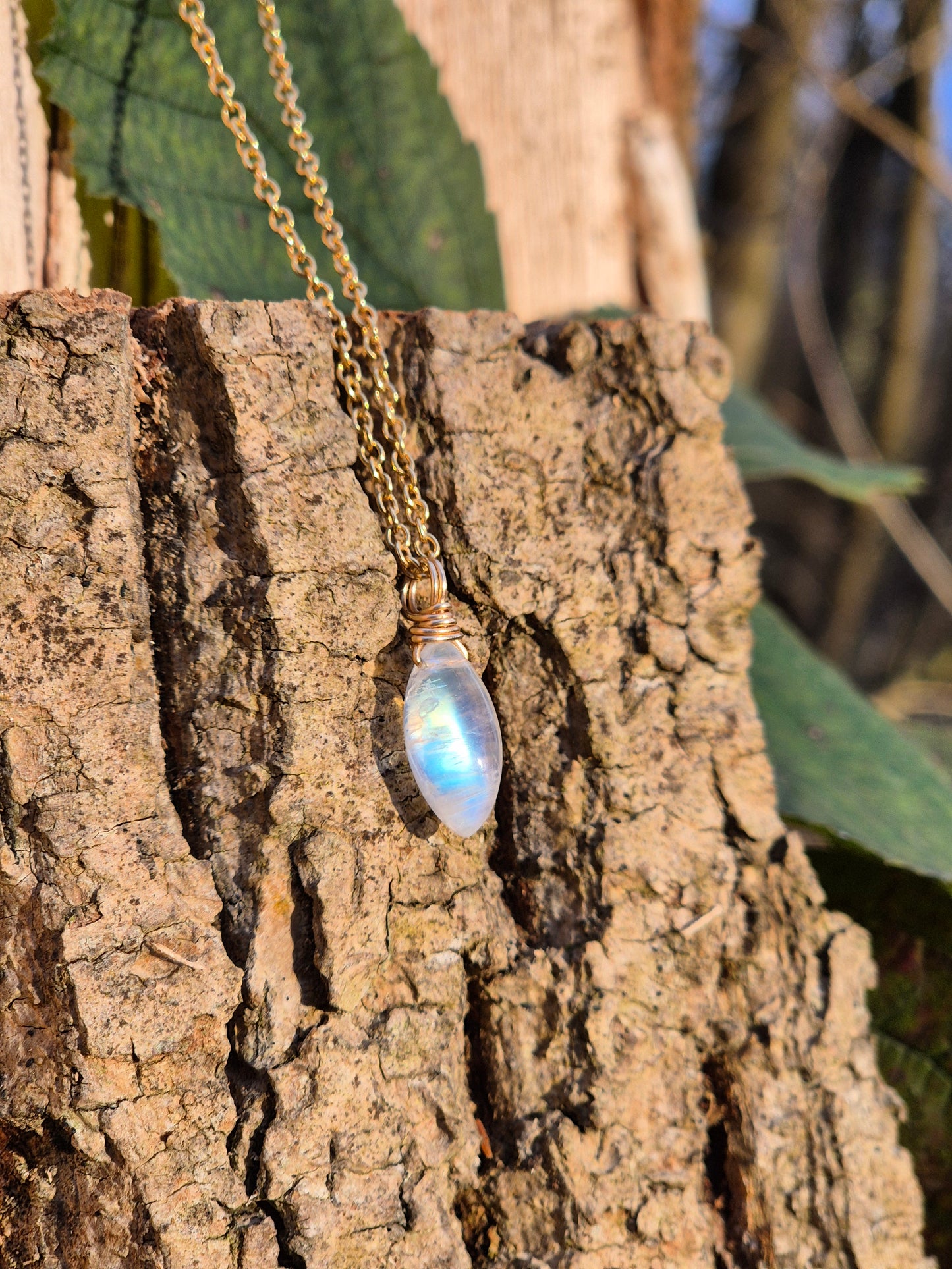 Moon Whisper Mondstein Kette