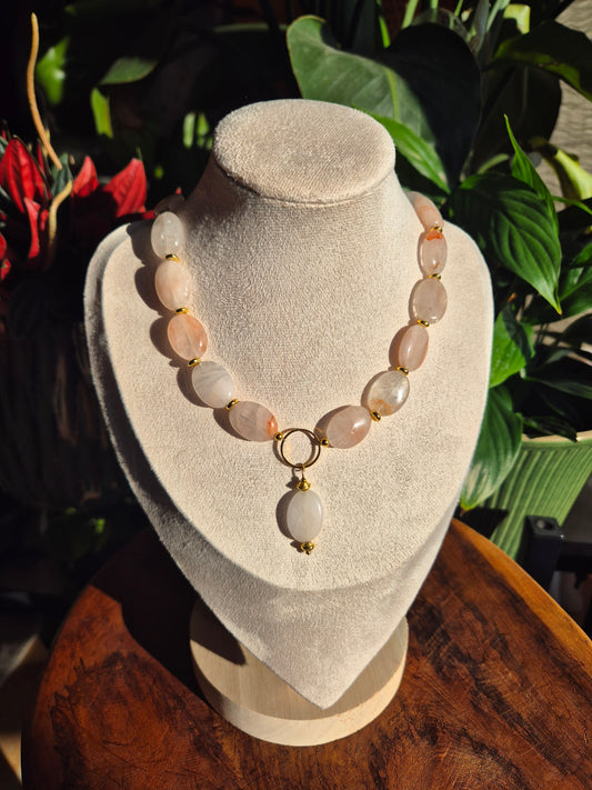 Calm Heart Milky Quartz Hämatoid Collier