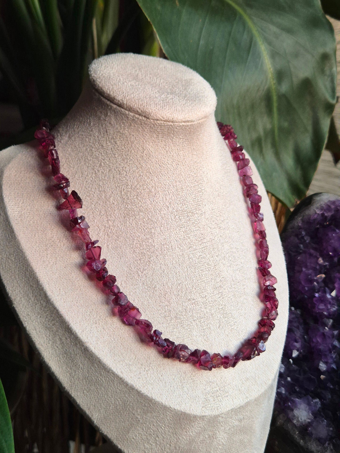 Granat Chipkette Red Veil