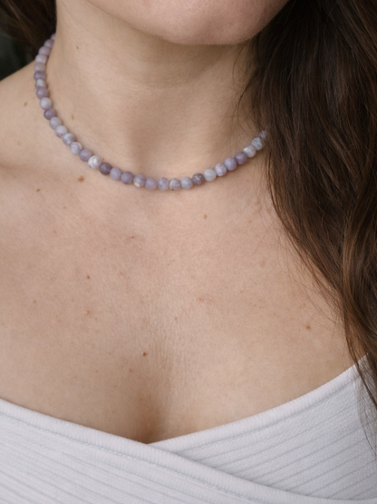 Lepidolith Kette Soft Bloom